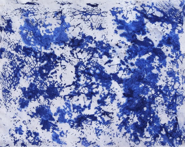 crackles in fabric, marble technique on fabric, crackle effect on fabric, crackle techique on fabric, flour paste resist, flour paste crackle technique, painting with flour,