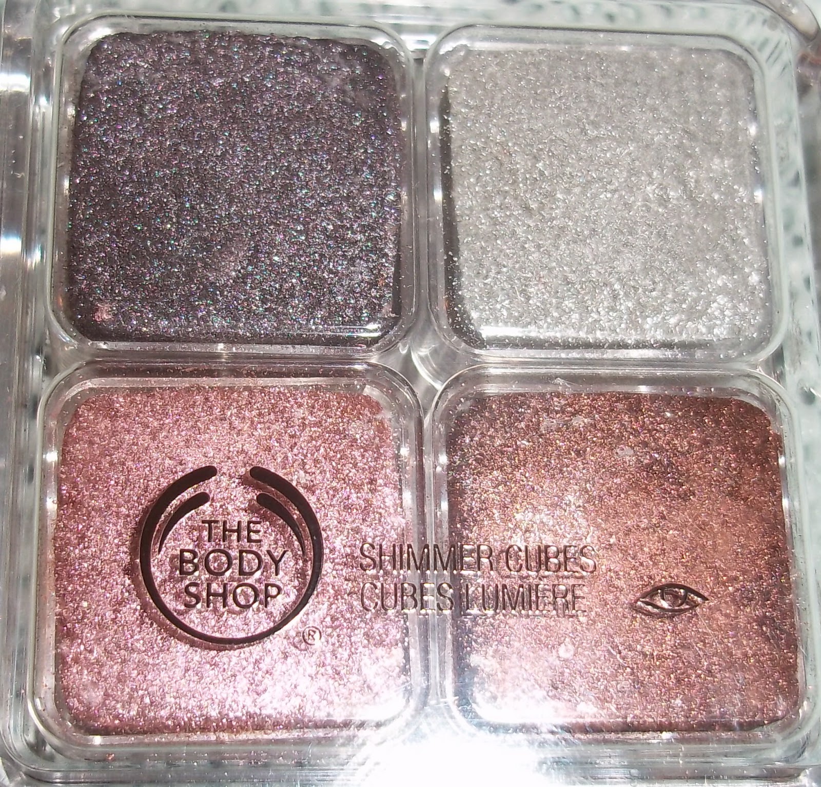 The Body Shop Shimmer Cubes 07 swatches Beauty & The Scientist