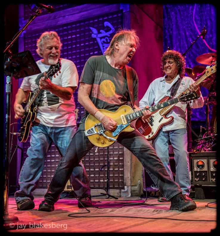 Neil Young News Photo, Video & Review of the Moment Neil Young & Crazy Horse Alchemy 2012 Tour