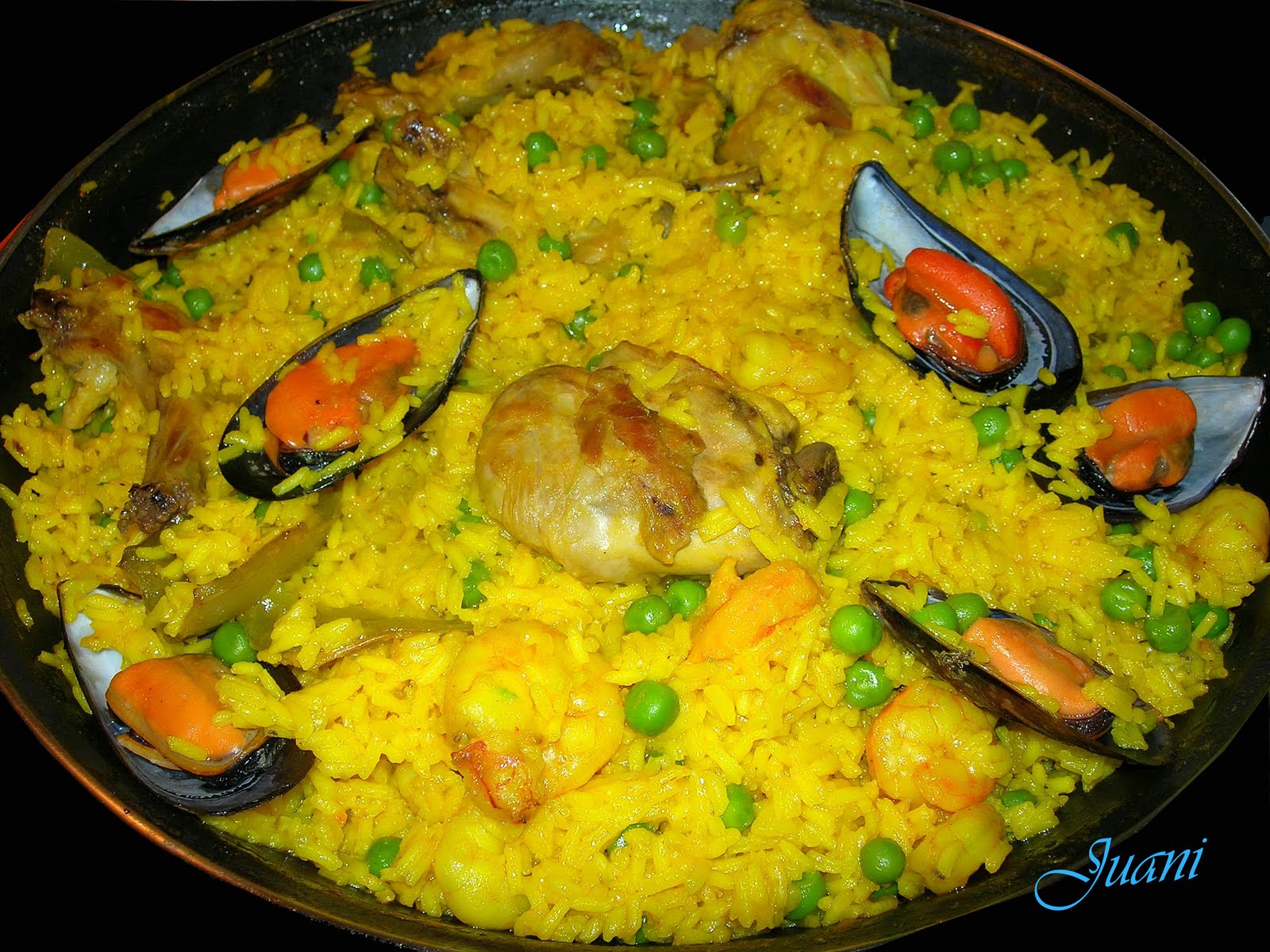 ¿cuchara o tenedor? PAELLA CON CONEJO Y MARISCO