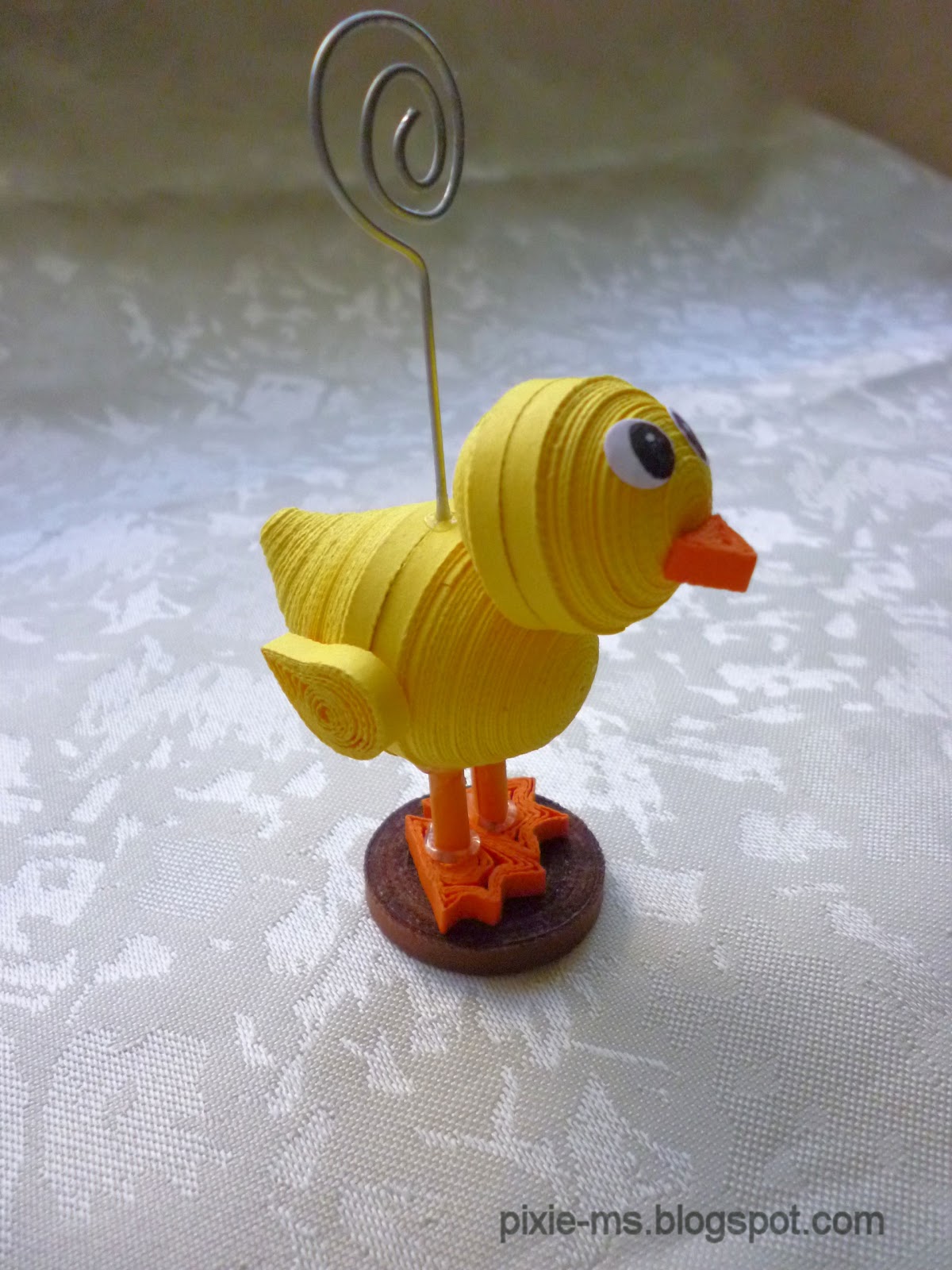 Papírvilág quilled 3d chicken / quilling csibe