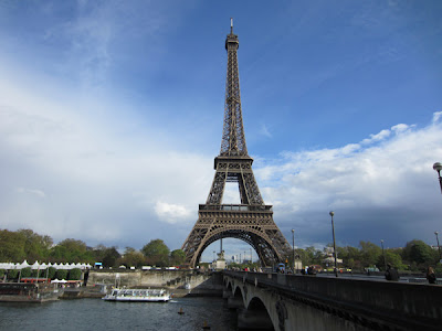Paris Paris