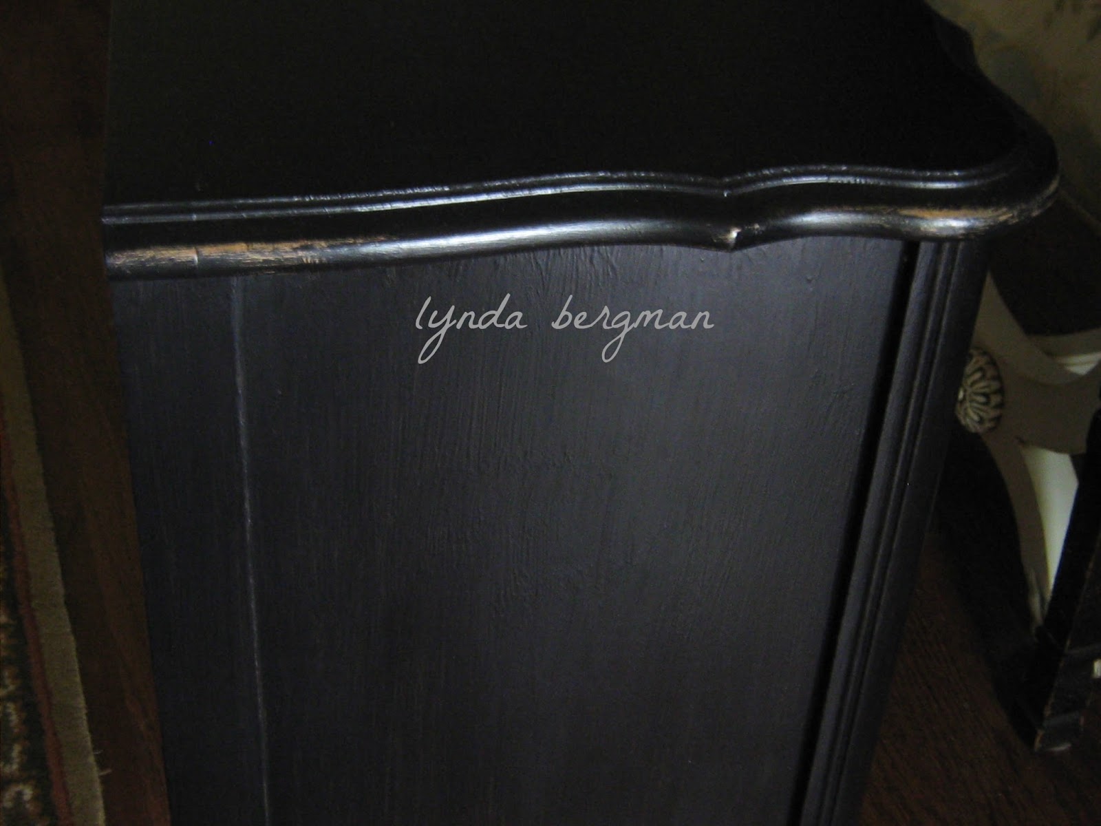 LYNDA BERGMAN DECORATIVE ARTISAN PAINTING AN OLD WATER DAMAGED