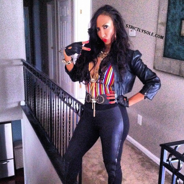 All about the rapper Sole' April 2012