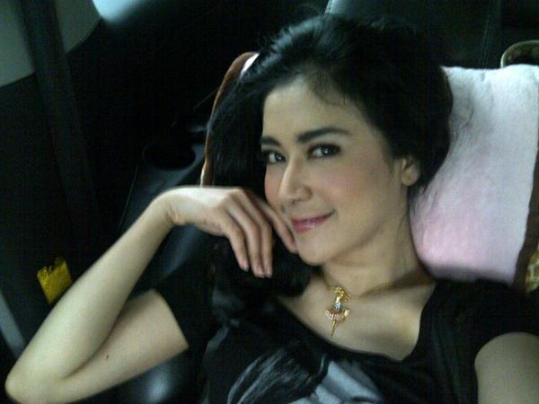 DOWNLOAD KUMPULAN LAGU MP3 UUT PERMATASARI | MP3 PORTAL