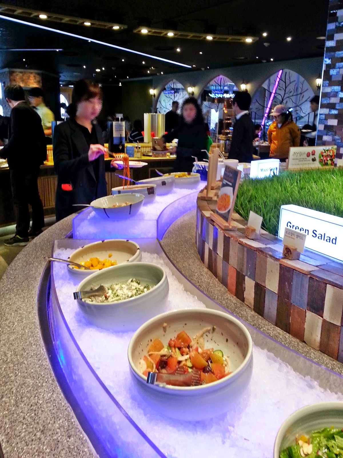 Green Salad bar. Jeonju All That Barbecue (올댓바베큐) Salad Buffet | meheartseoul.blogspot.com