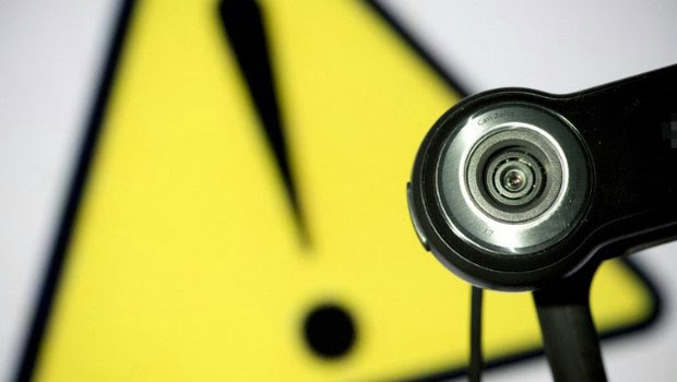 Sonríe: Internet te observa desde tu propia webcam Camara-espia-web%5B1%5D