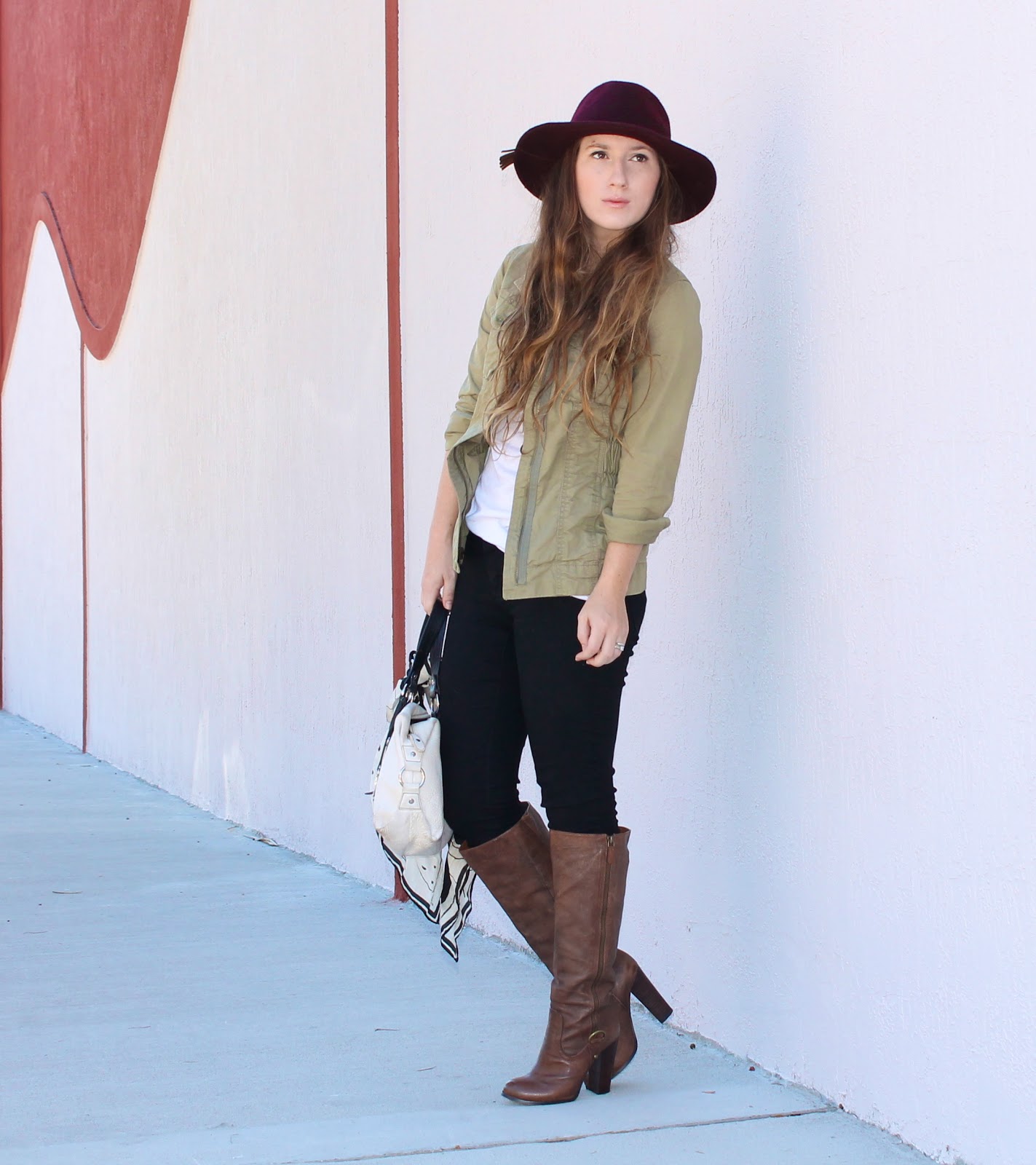 5 Ways To Wear A Wide Brim Hat TfDiaries