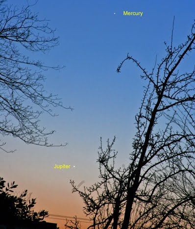Mercury and Jupiter, March 16, 2011.  19:55hrs.