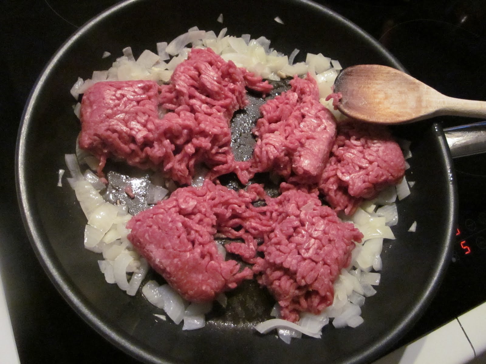 Tortilla Wraps with Beef Mince Blue Sky and Bunting