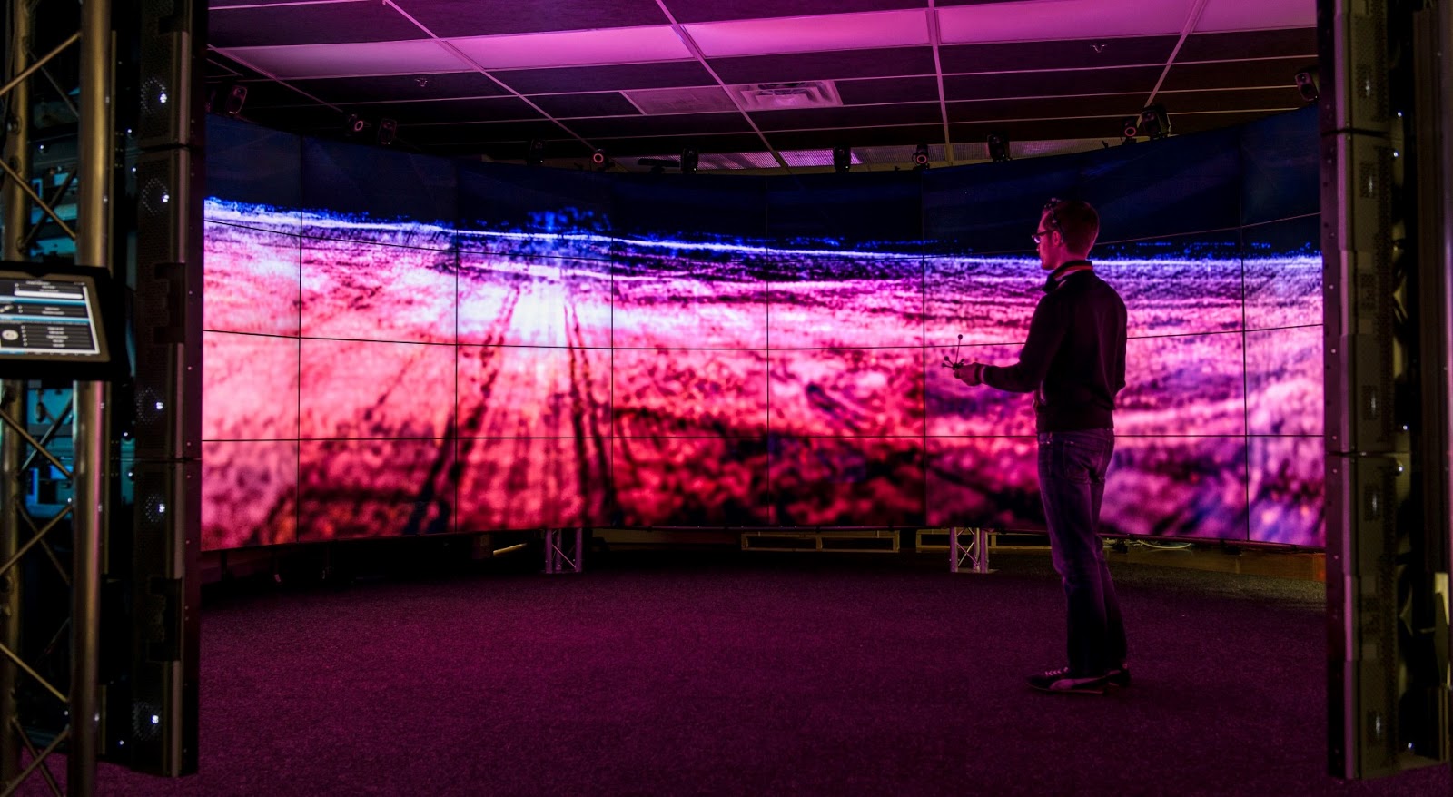 Parallel Beam Tracing and Visualization of 200 Million Sonar Points