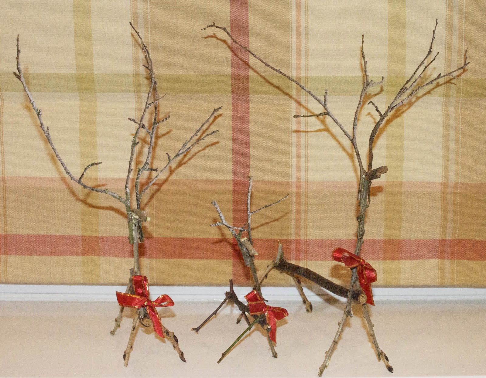 hannah curson twig reindeer hannah curson twig reindeer