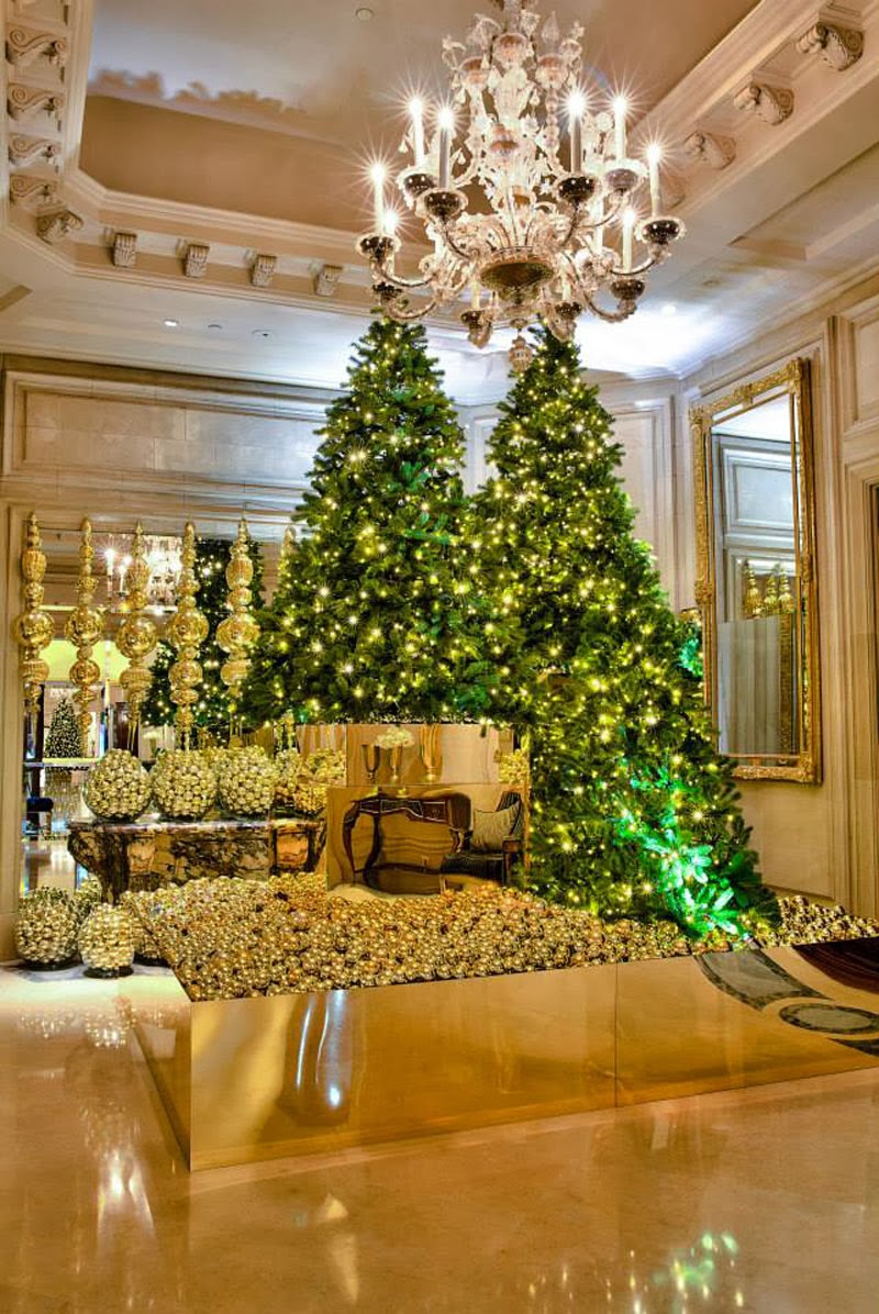 luxury life design amazing christmas tree at four seasons luxury life design amazing christmas tree at four seasons
