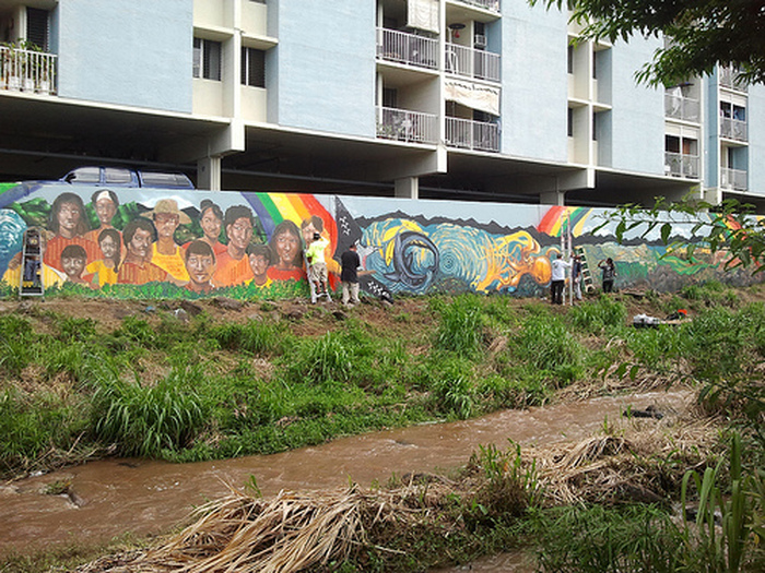 Kalihi Stream mural 2011) Solomon Enos' Public Art Gallery