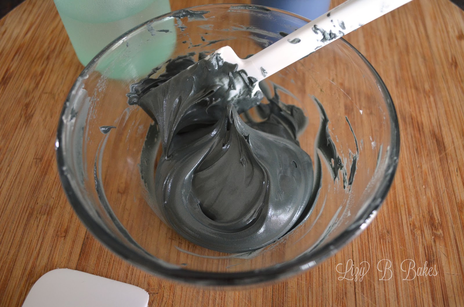 Lizy B Black Royal Icing