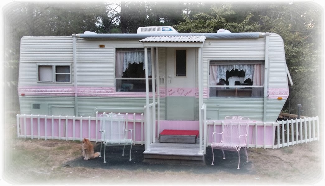 Travel Trailer Renovation Painting the exterior of a travel trailer