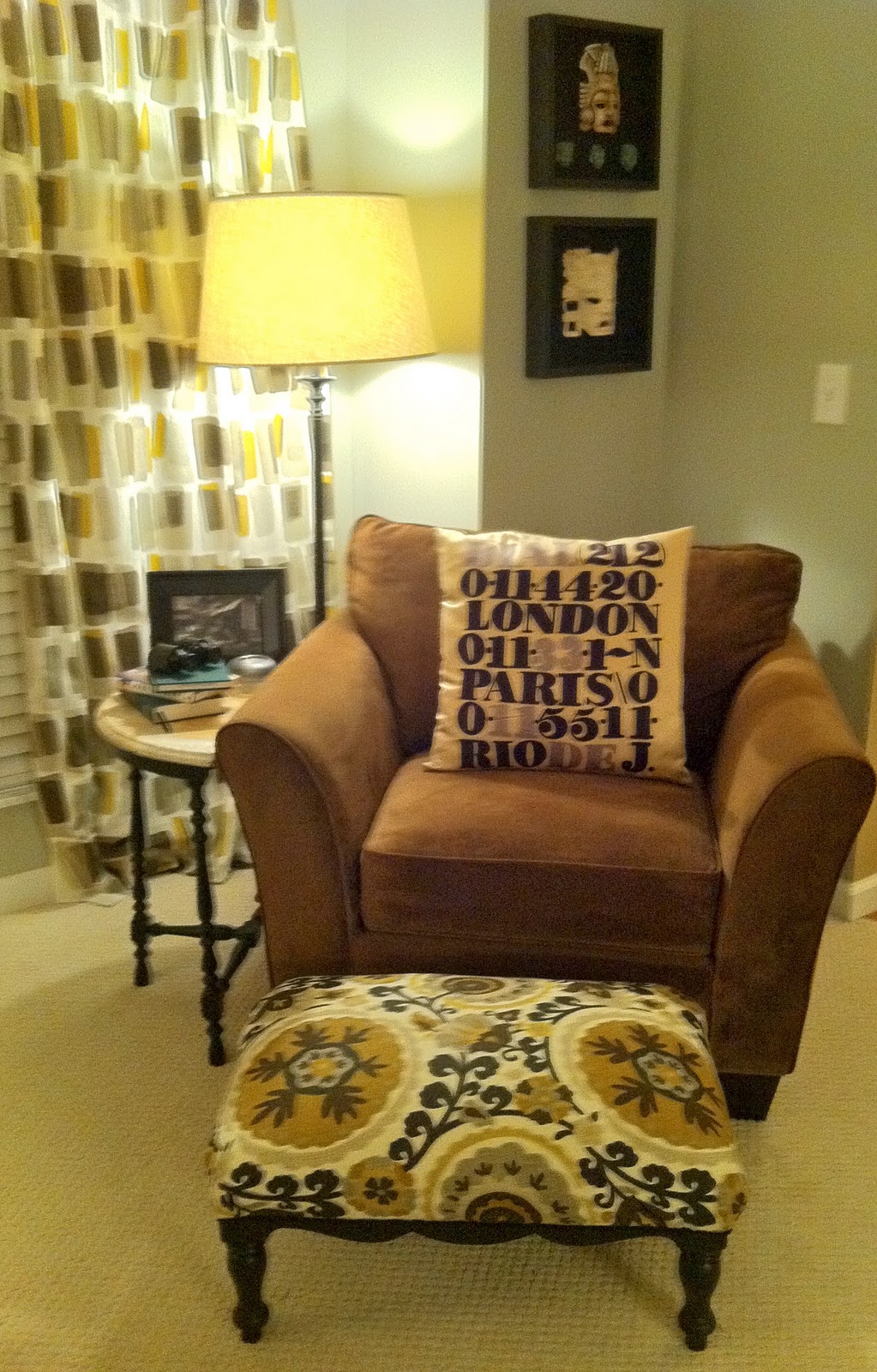 expressive style DIY Recovering a footstool or ottoman