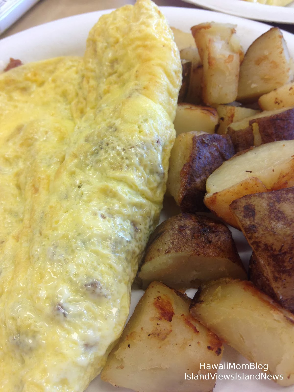 Hawaii Mom Blog Koa Pancake House Kapolei