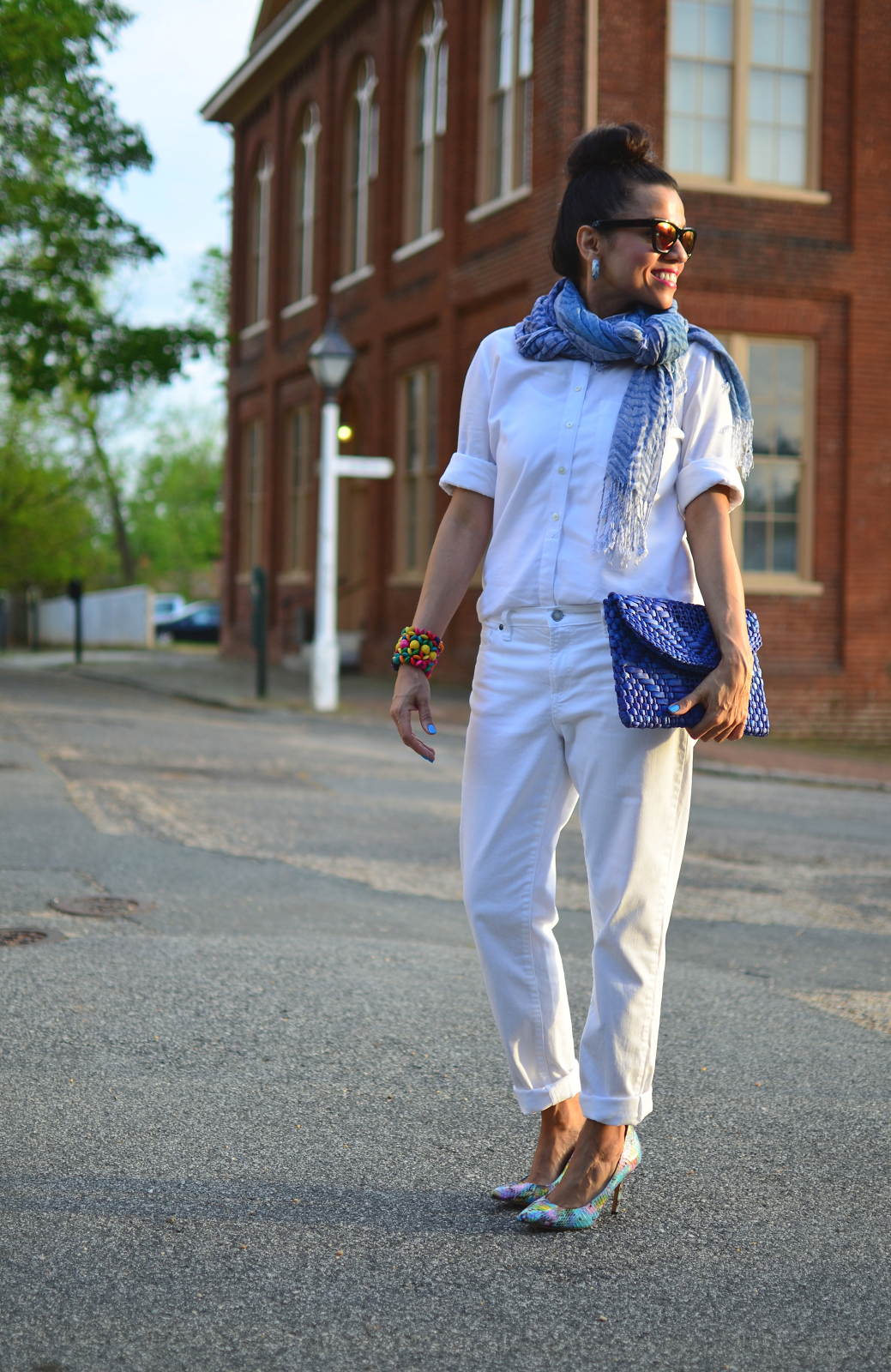 White Boyfriend Jeans MY SMALL WARDROBE