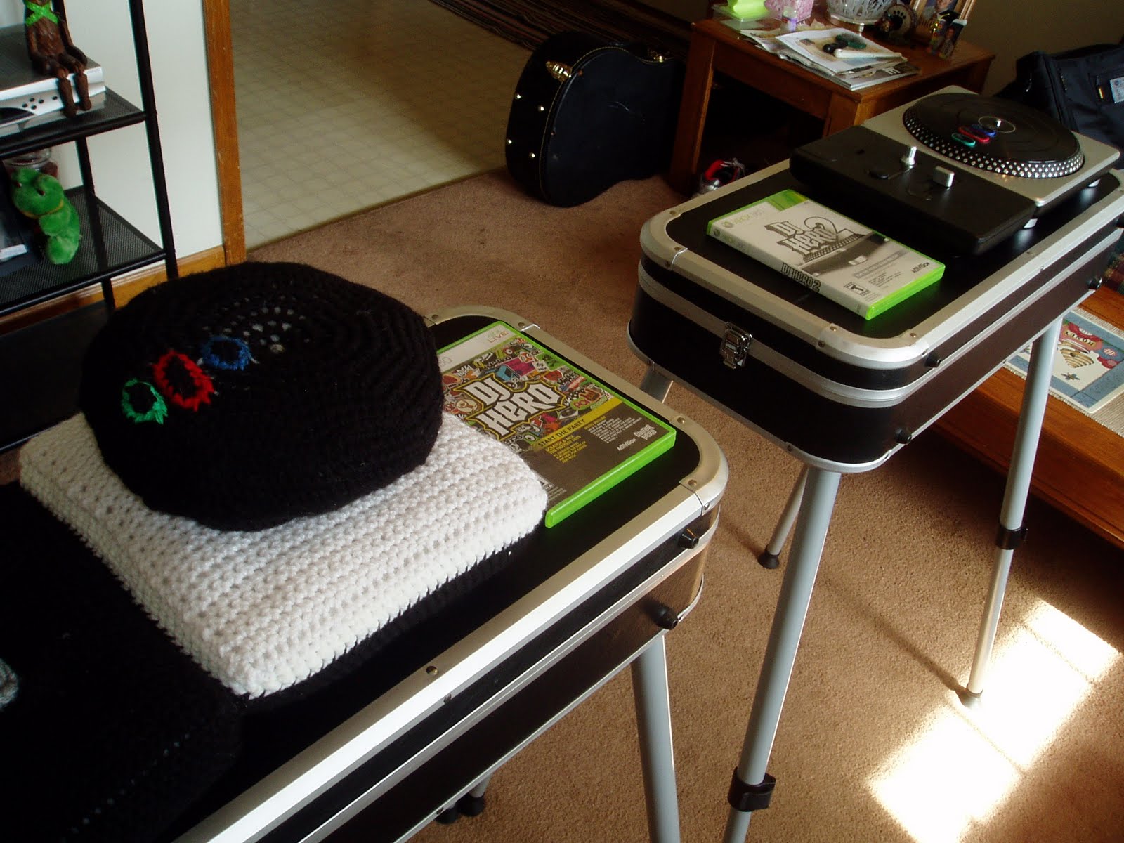 Andrew's Craft Corner DJ Hero Turntable