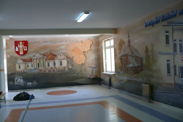 Malowanie obrazu w szkole, Warszawa, usługi malarskie, cena