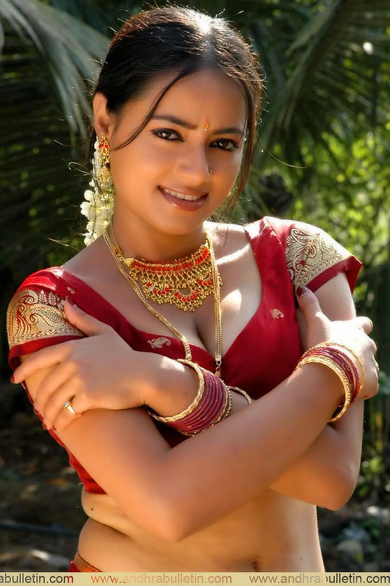 indian in South saree actress