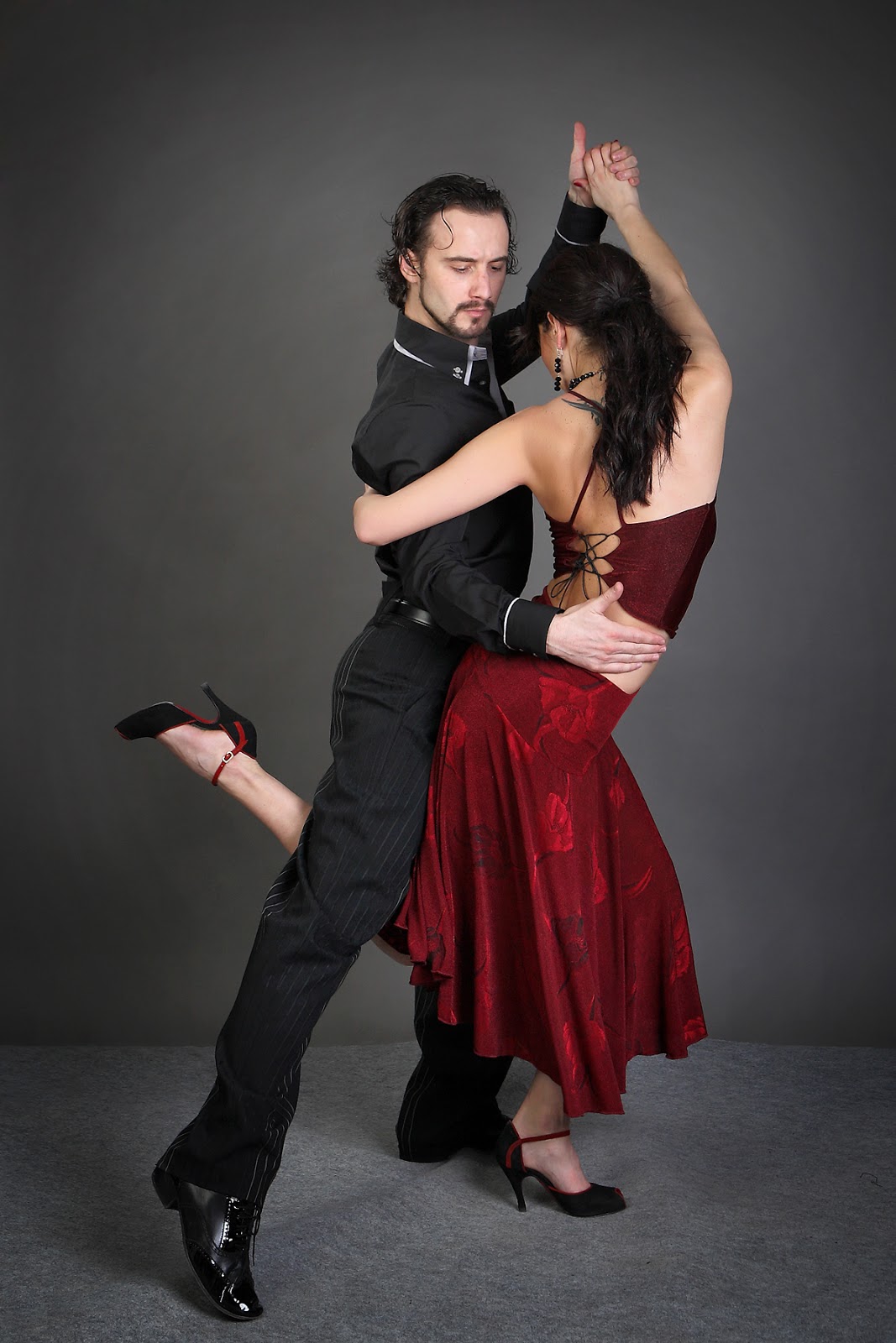 Tanguerin News: The Day of Tango celebrated with a big tango ball in Sofia