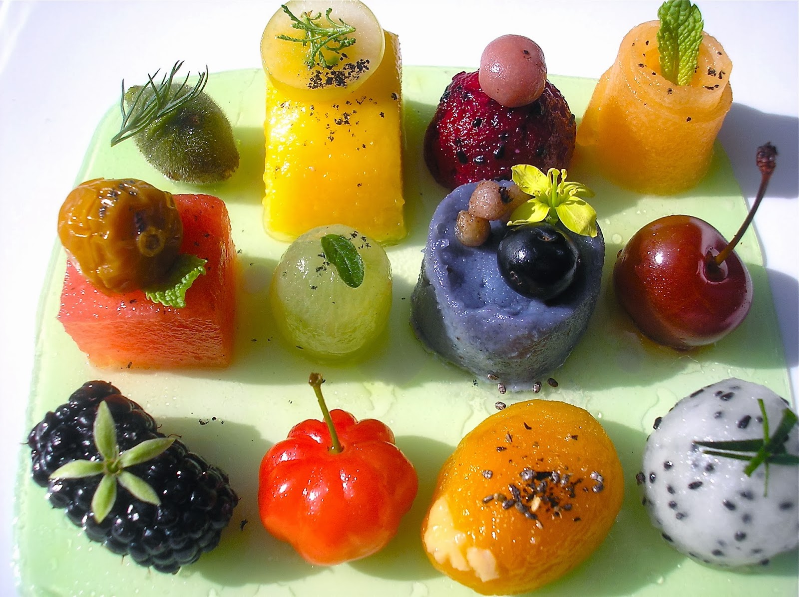 food play ' 16 FRUIT MEDLEY .' 1