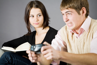 8 Types Of Guys Women Avoid Dating