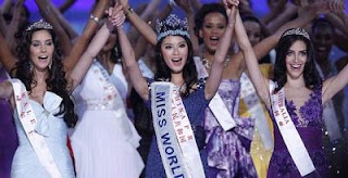 Yu Wenxia Raih Gelar Miss World 2012