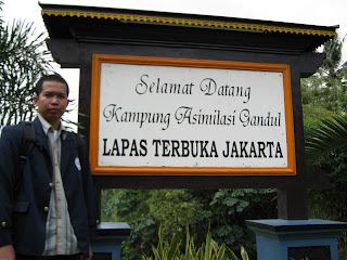 http://asalasah.blogspot.com/2012/11/penjara-tanpa-jeruji-besi-di-indonesia.html