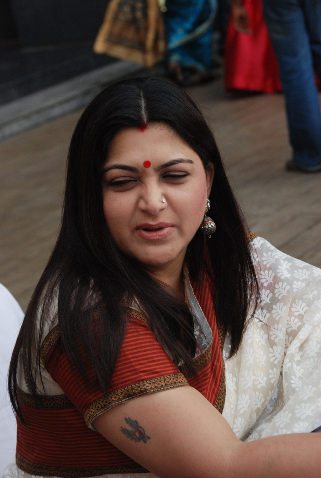 Kushboo Hot in Saree at Big FM Tamil ET Awards Photos Tamil Cinema