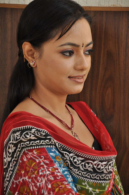 Siruvani-Heroine-Aishwari-Stills