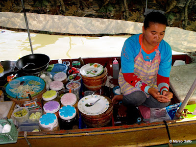 MERCADO FLOTANTE DE AMPHAWA. TAILANDIA