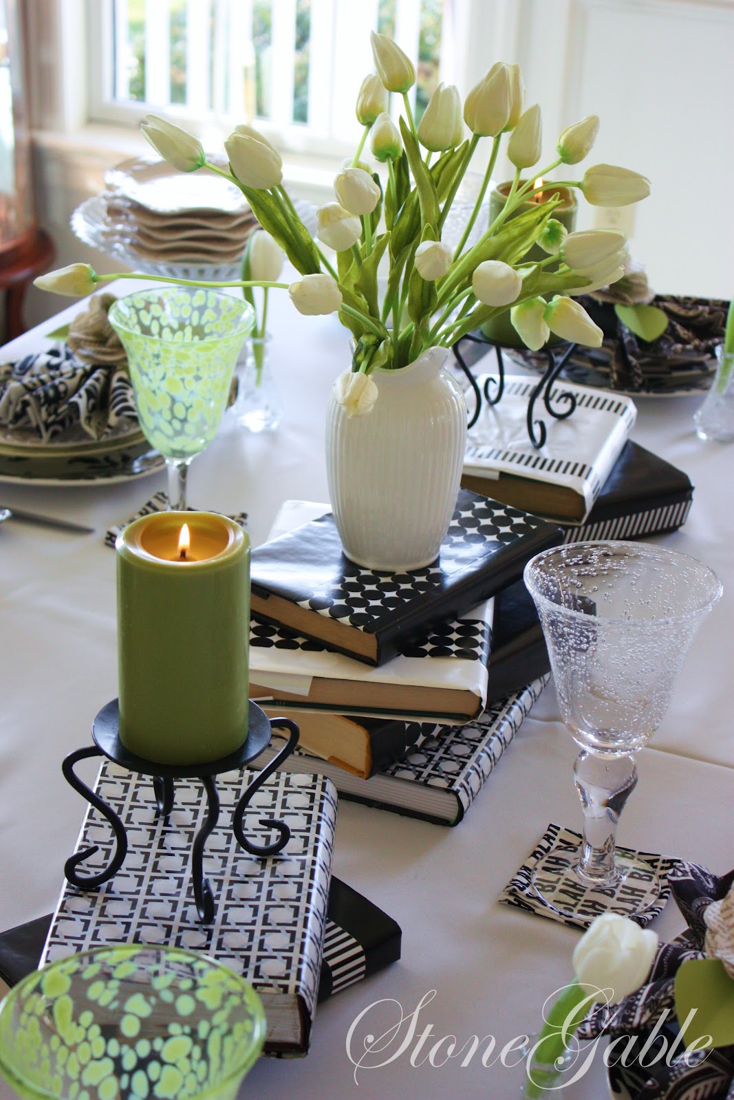 BOOK CLUB TABLESCAPE StoneGable