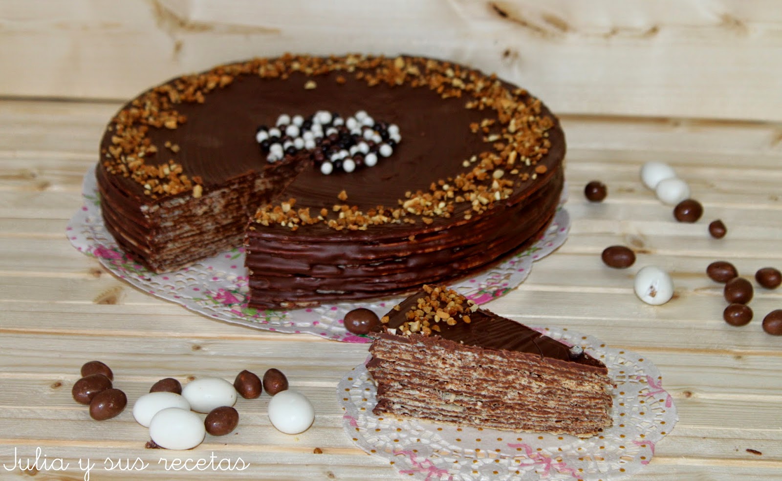 Feliz cumpleaños,   NAHHIN!!! TARTA+HUESITOS