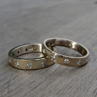 moissanite wedding bands