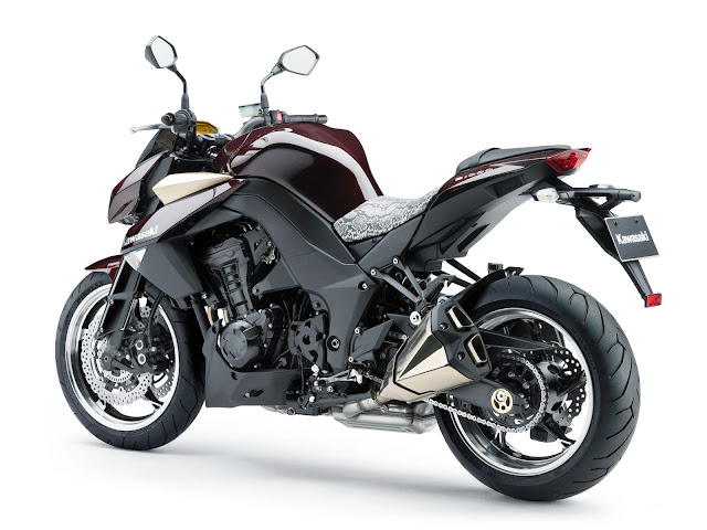 kawasaki Z1000 2010 gambar motor 08.jpg