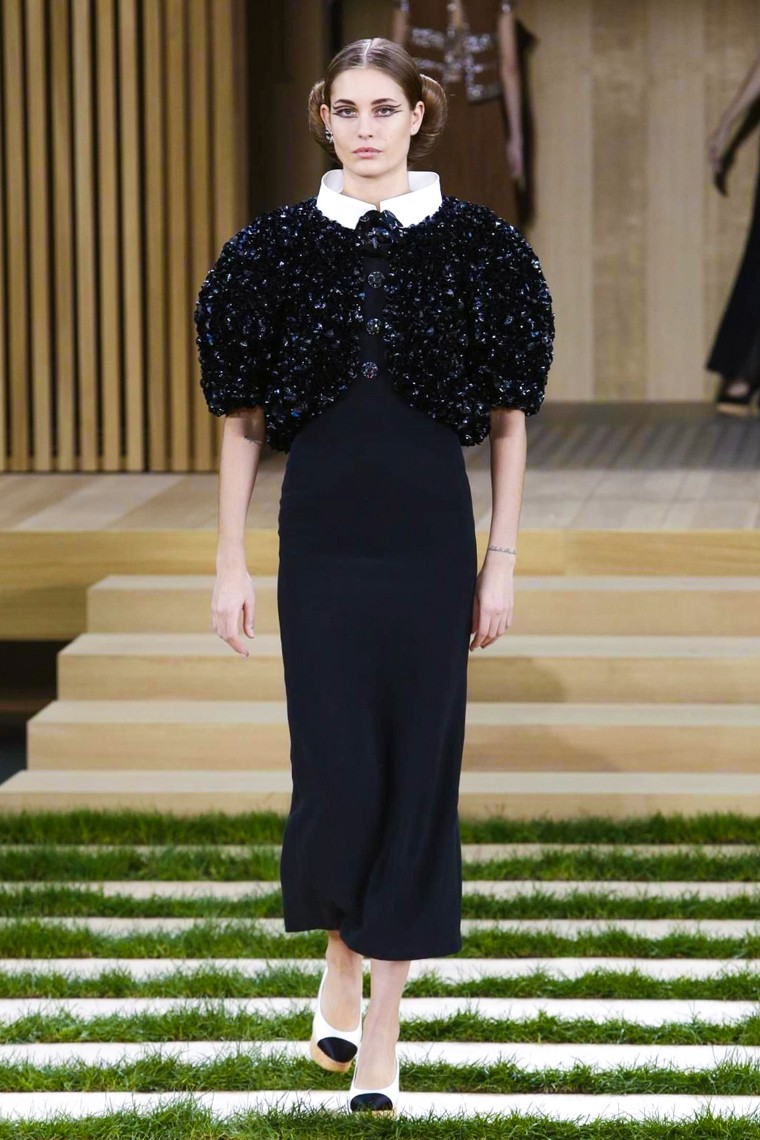Chanel - Spring Summer 2016 Haute Couture