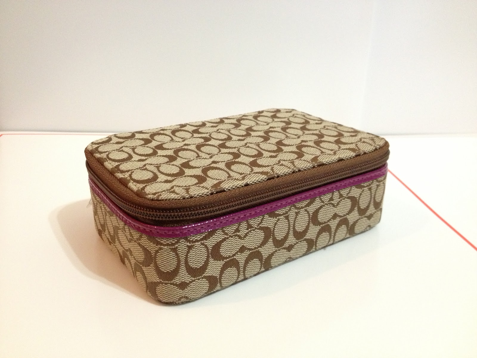 Branded Deals COACH Signature Jewelry Box 61698