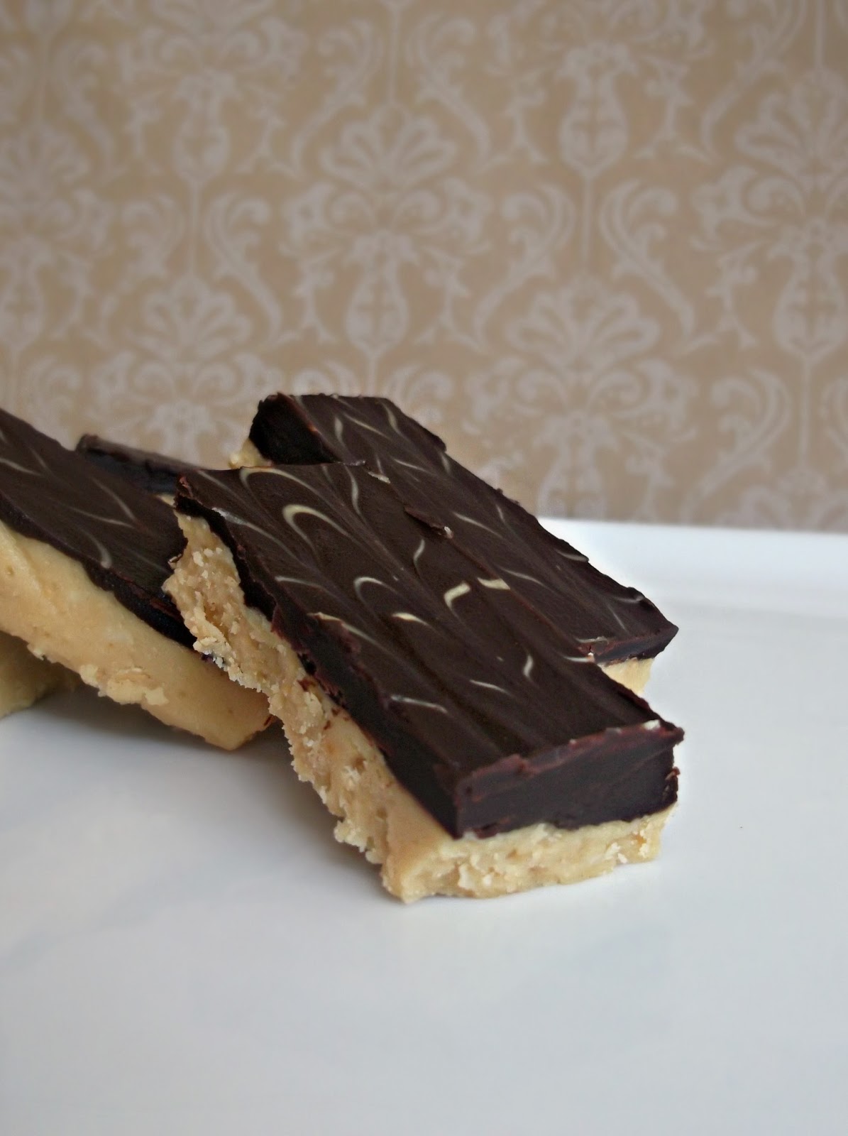Lick The Spoon Peanut Butter Cup Bars