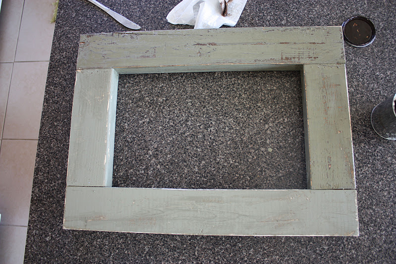 COUNTRY GIRL HOME chicken wire frame how to...