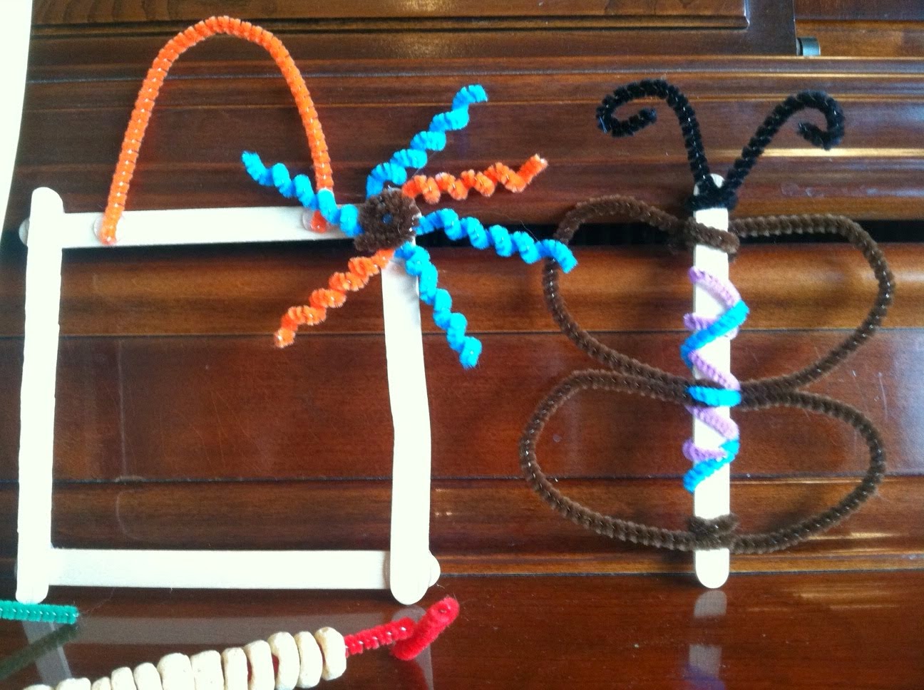 Rebecca's Round Up Pipe Cleaner and Popsicle Stick Art!