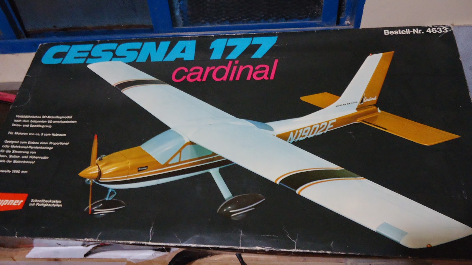 Oficina de aeromodelismo Cessna 177 Cardinal Graupner