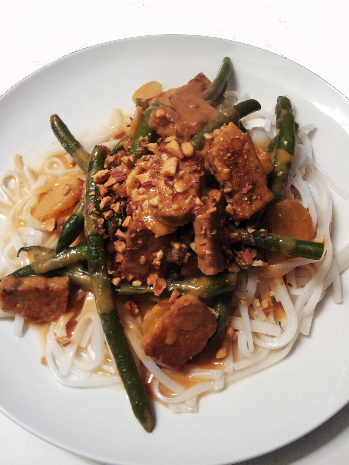 A Profound Hatred of Meat Indonesian Tempeh with Peanuts and Green