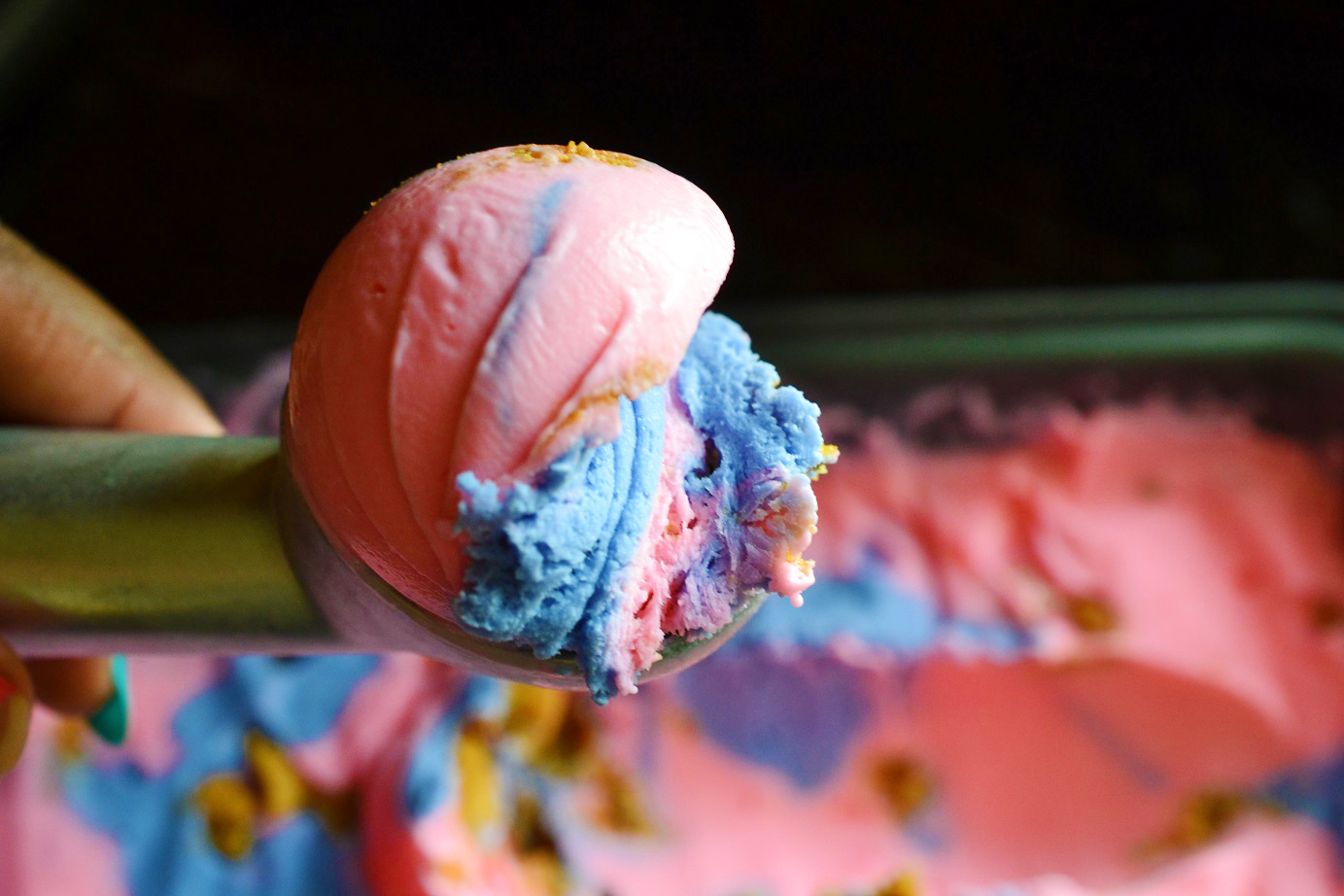 Greedy Girl Cotton candy ice cream with ginger snap cookie