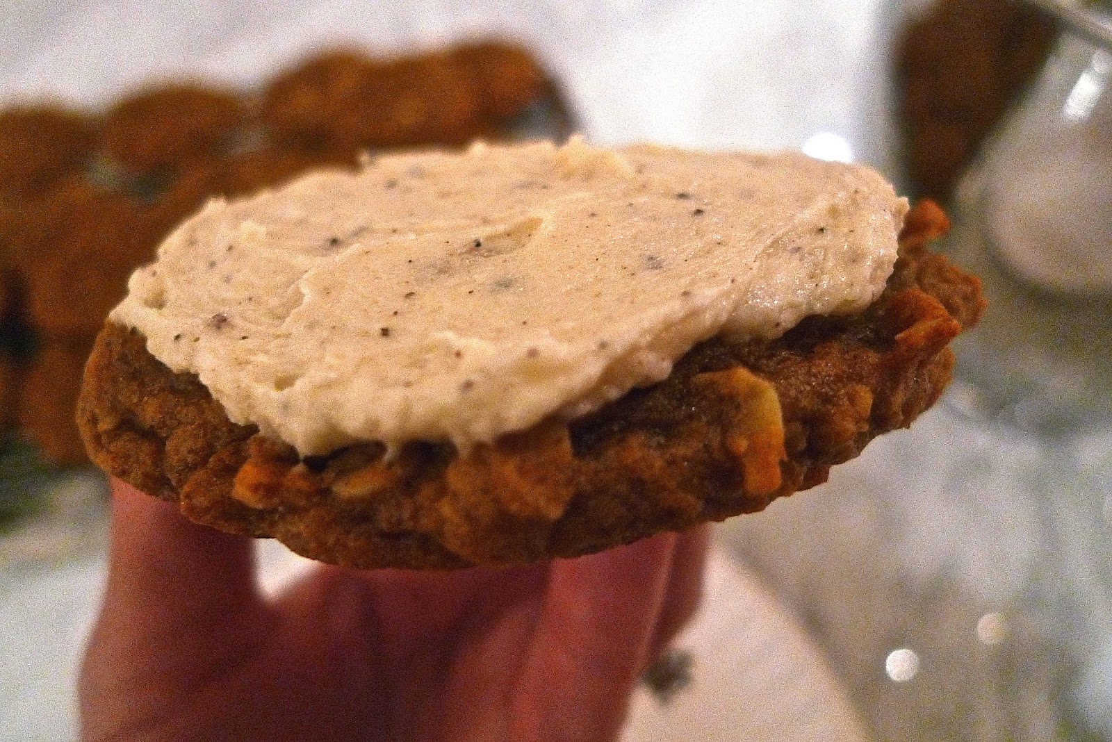 siriously delicious Pumpkin Oatmeal Cookies + Brown Butter Frosting