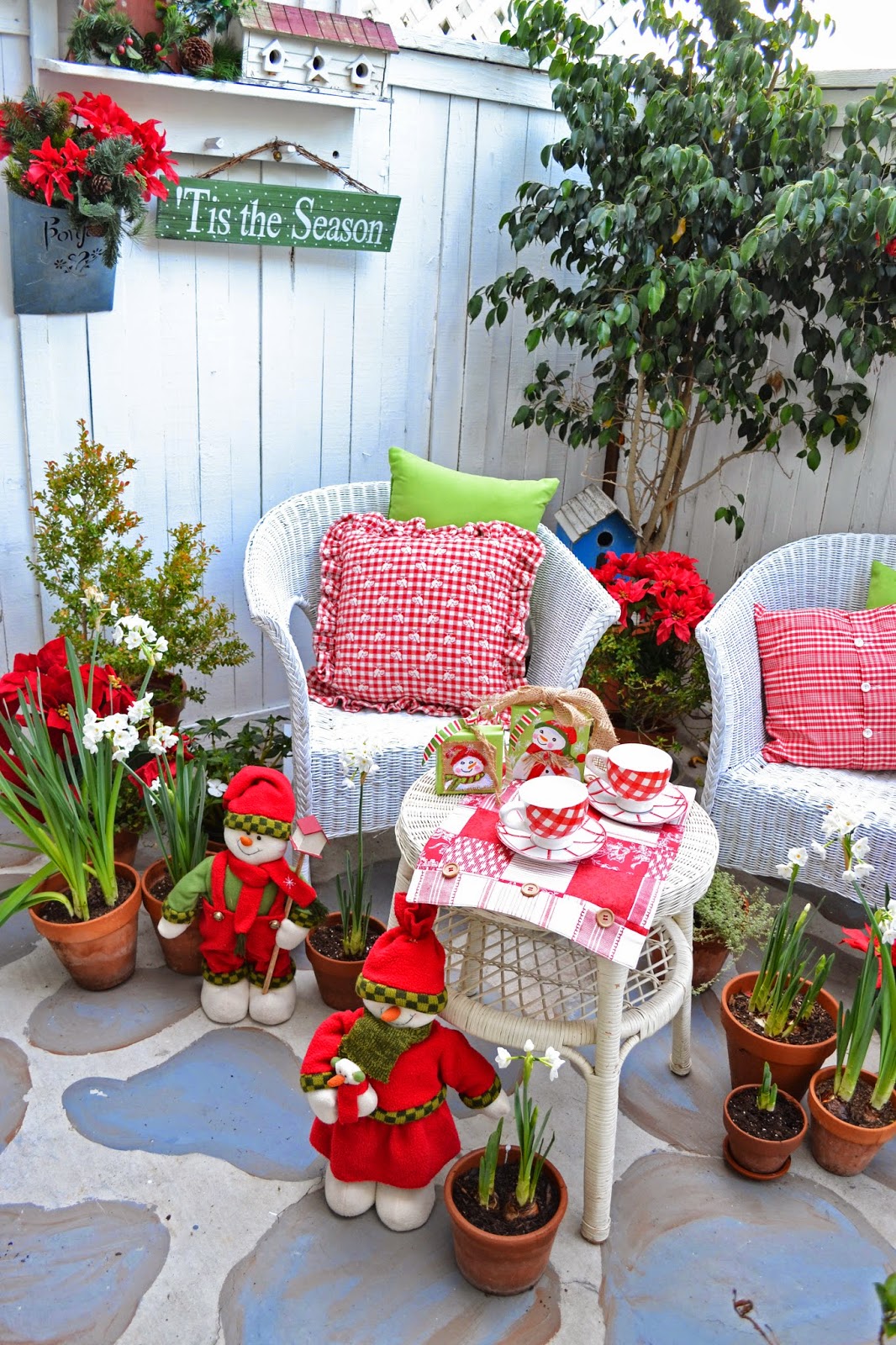 My Painted Garden: Christmas Cottage Home/Garden Tour