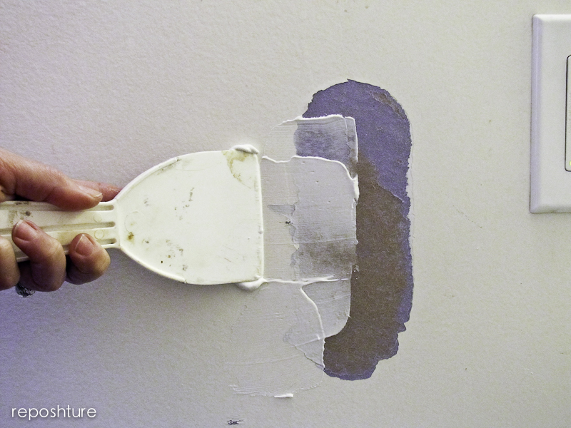 Reposhture Studio How to Patch a Wall, the easy way!