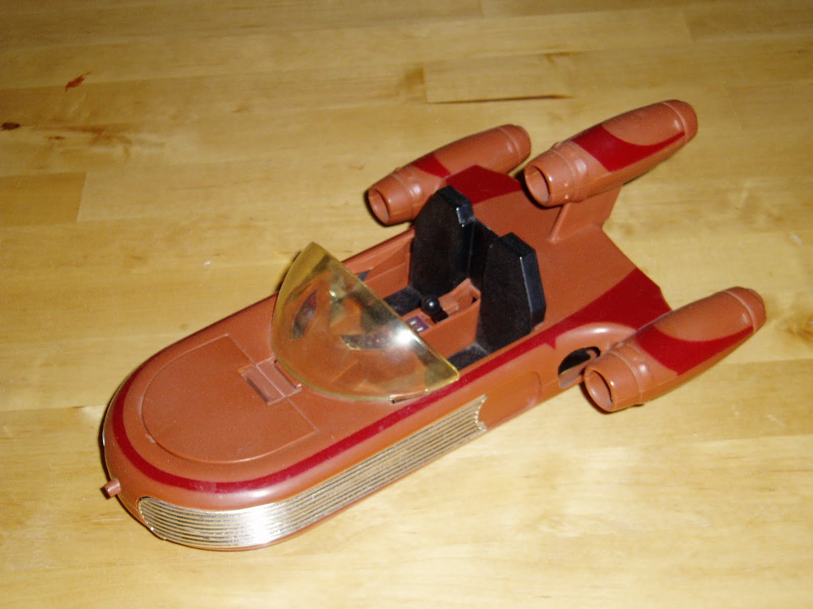 Star Wars '77 '80 Collector's Blog Landspeeder Toy
